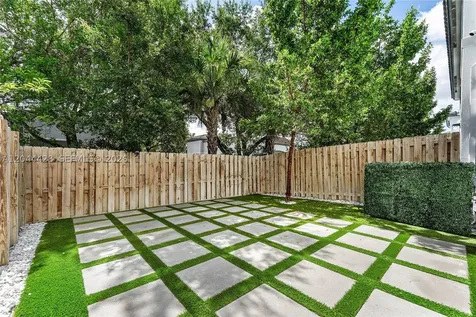 4669 NW 118th Avenue Coral Springs FL 33076