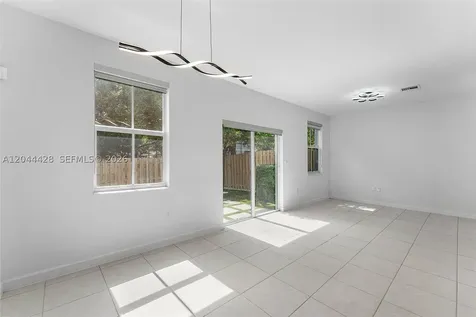 4669 NW 118th Avenue Coral Springs FL 33076