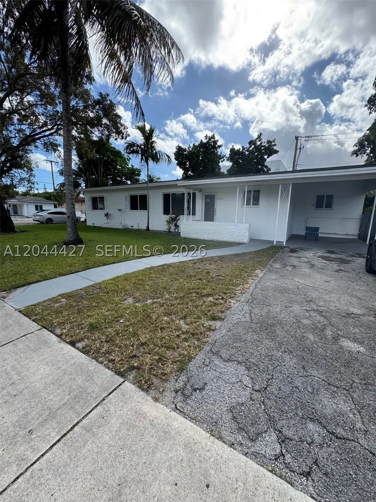 4700 SW 7th Street Miami FL 33134