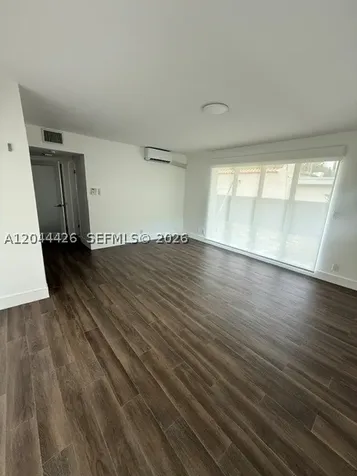 1047 NE 84th Street Miami FL 33138