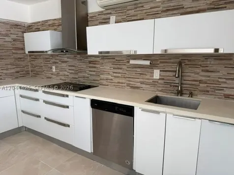 1047 NE 84th Street Miami FL 33138