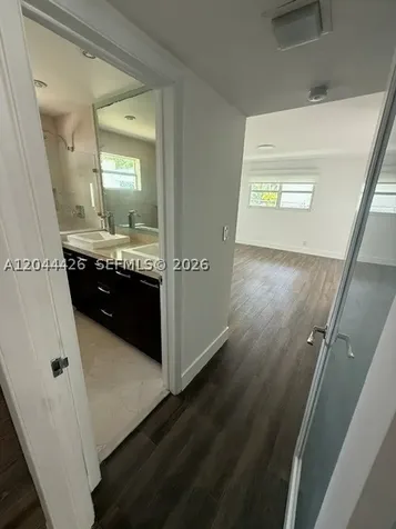 1047 NE 84th Street Miami FL 33138