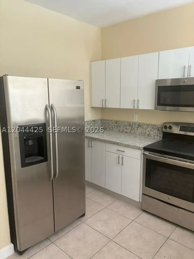 1663 SE 27th Drive Homestead FL 33035