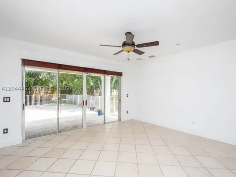 351 SW 184th Terrace Pembroke Pines FL 33029