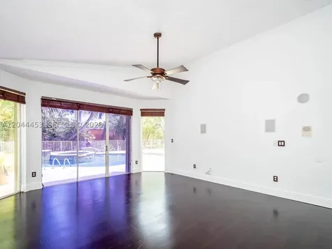 351 SW 184th Terrace Pembroke Pines FL 33029