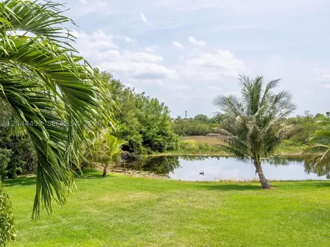 351 SW 184th Terrace Pembroke Pines FL 33029
