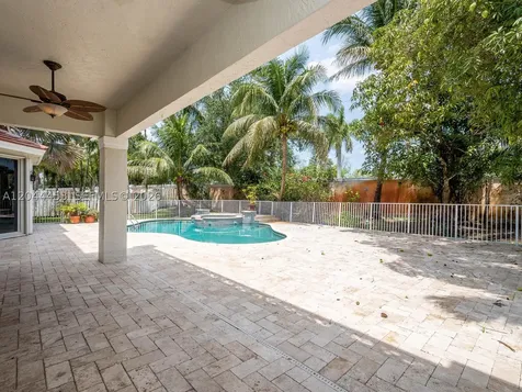 351 SW 184th Terrace Pembroke Pines FL 33029