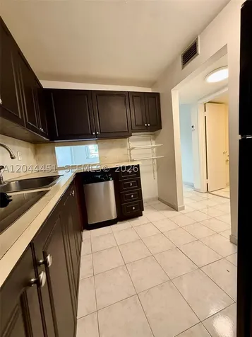 1575 Euclid Avenue Miami Beach FL 33139