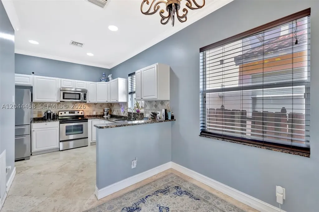 853 SW 11th Court Fort Lauderdale FL 33315