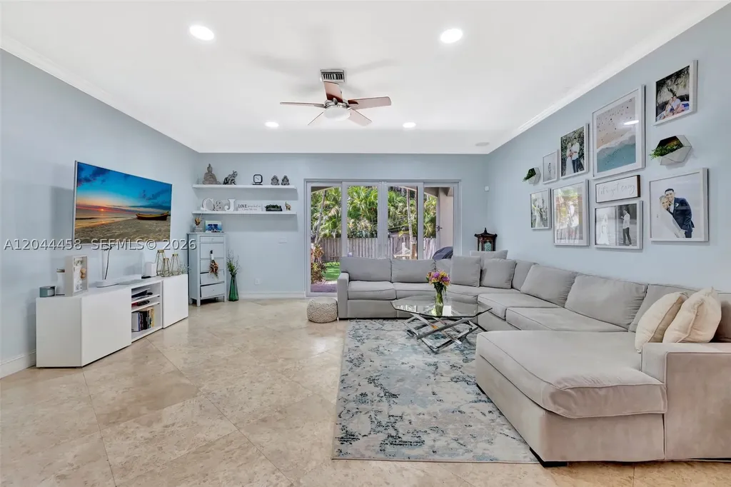 853 SW 11th Court Fort Lauderdale FL 33315