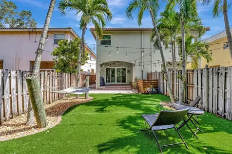 853 SW 11th Court Fort Lauderdale FL 33315