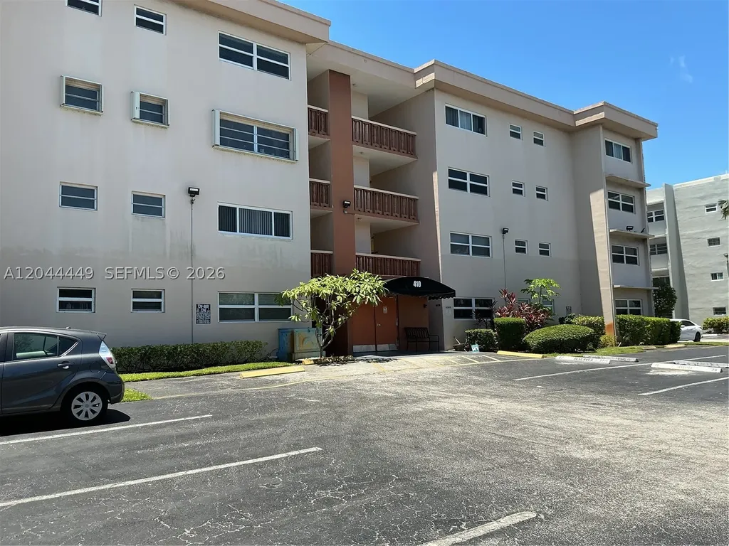 410 SE 2nd Street Hallandale Beach FL 33009