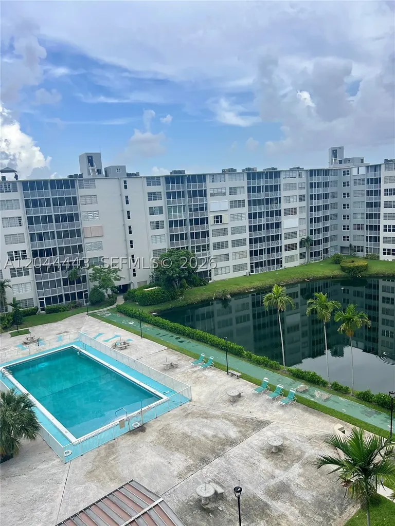 1780 NE 191st Street Miami FL 33179
