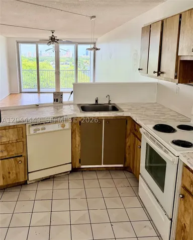 1780 NE 191st Street Miami FL 33179