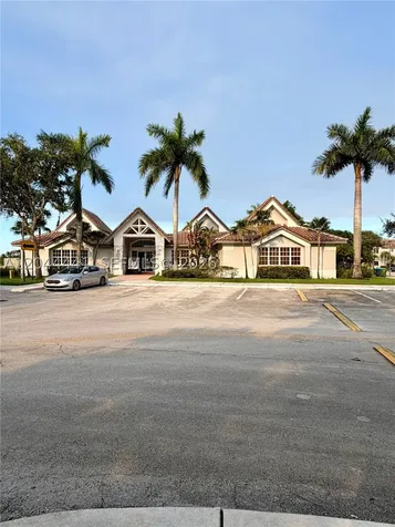 829 NW 208th Way Pembroke Pines FL 33029