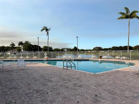 829 NW 208th Way Pembroke Pines FL 33029