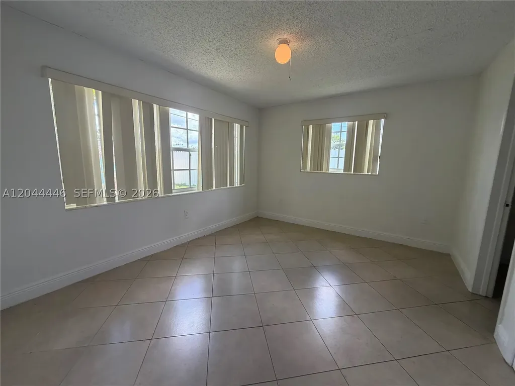 7395 Garfield Street Hollywood FL 33024