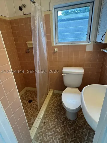 3271 (REAR 1-bedroom) NW 15th Street Miami FL 33125