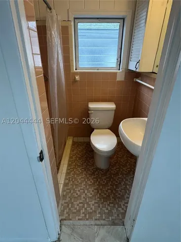 3271 (REAR 1-bedroom) NW 15th Street Miami FL 33125