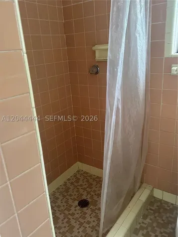 3271 (REAR 1-bedroom) NW 15th Street Miami FL 33125