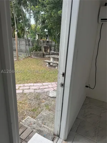 3271 (REAR 1-bedroom) NW 15th Street Miami FL 33125