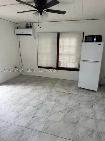 3271 (REAR 1-bedroom) NW 15th Street Miami FL 33125