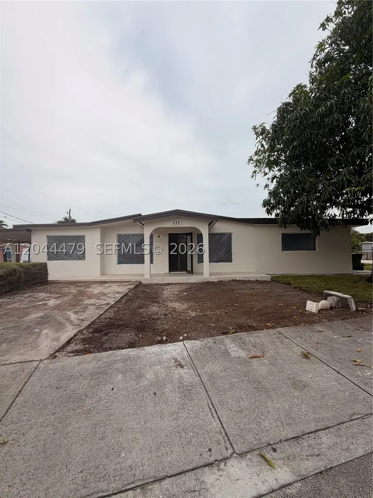 191 SE 6th Avenue Hialeah FL 33010