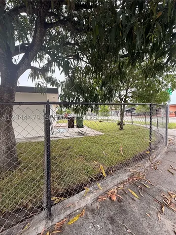 191 SE 6th Avenue Hialeah FL 33010