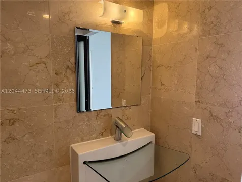 1345 West Avenue Miami Beach FL 33139