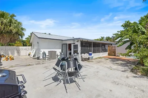 8014 SW 133rd Court Miami FL 33183