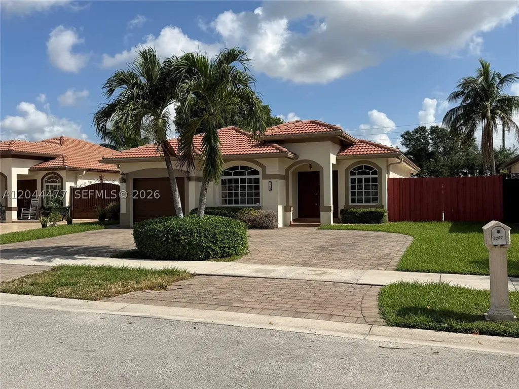 7753 NW 201st Terrace Hialeah FL 33015