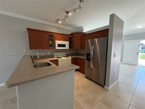 7753 NW 201st Terrace Hialeah FL 33015