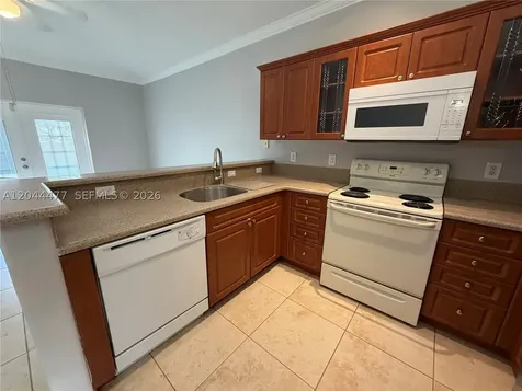 7753 NW 201st Terrace Hialeah FL 33015