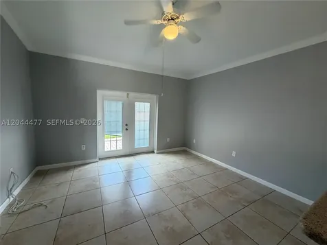 7753 NW 201st Terrace Hialeah FL 33015