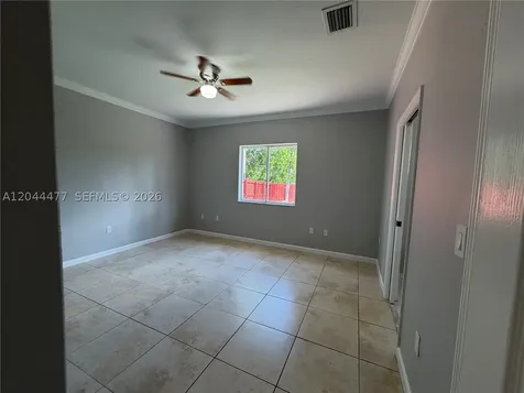 7753 NW 201st Terrace Hialeah FL 33015