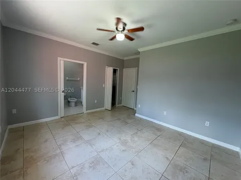 7753 NW 201st Terrace Hialeah FL 33015