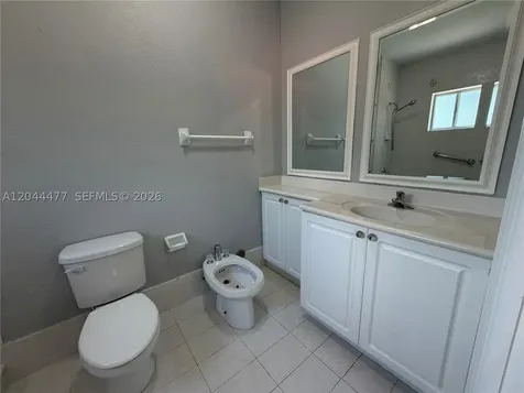 7753 NW 201st Terrace Hialeah FL 33015