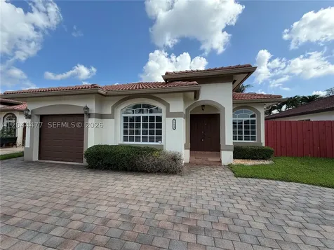 7753 NW 201st Terrace Hialeah FL 33015