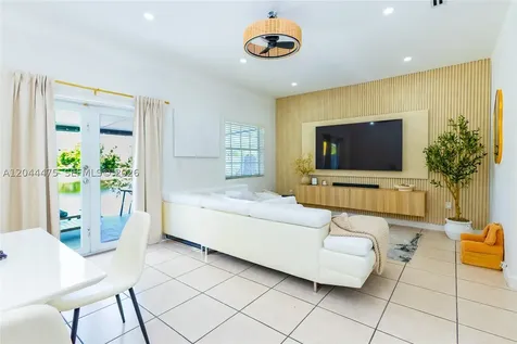 6939 SW 158th Avenue Miami FL 33193