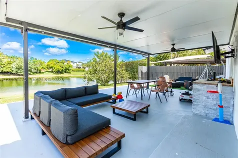6939 SW 158th Avenue Miami FL 33193