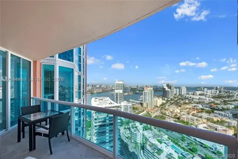 300 S Pointe Drive Miami Beach FL 33139