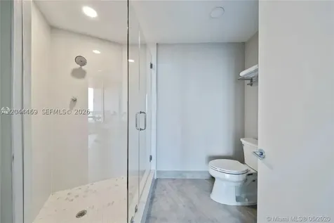300 S Pointe Drive Miami Beach FL 33139