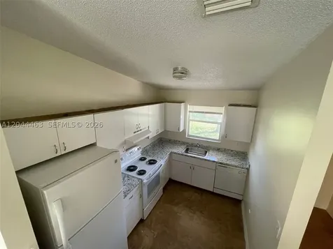 6031 SW 36th Court Davie FL 33314