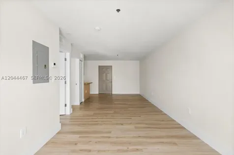 437 SW 7th Street Miami FL 33130