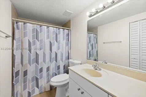 437 SW 7th Street Miami FL 33130