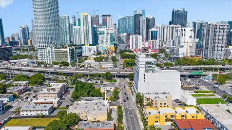 437 SW 7th Street Miami FL 33130