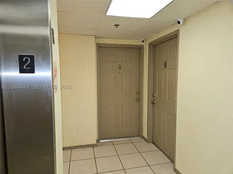 437 SW 7th Street Miami FL 33130