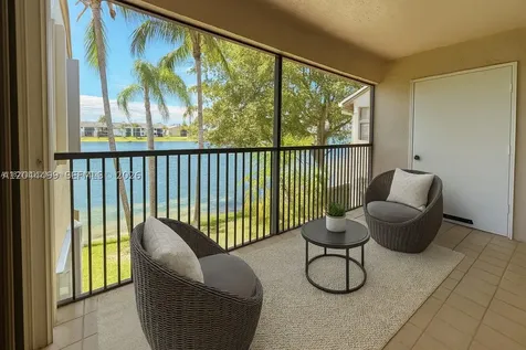 1044 S Independence Drive Homestead FL 33034
