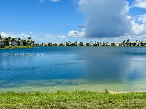 1044 S Independence Drive Homestead FL 33034