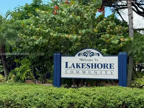 1044 S Independence Drive Homestead FL 33034